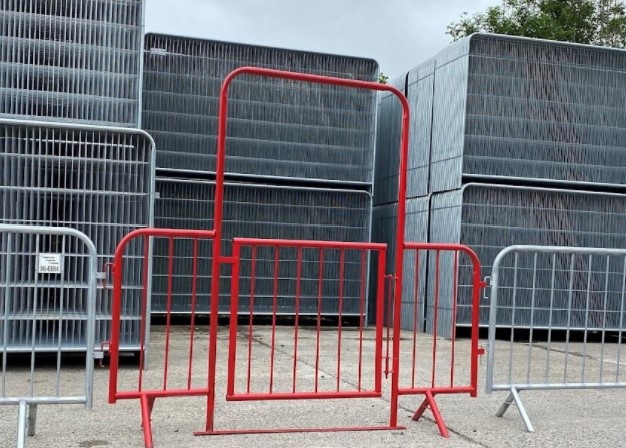 Self Closing Barrier Gate