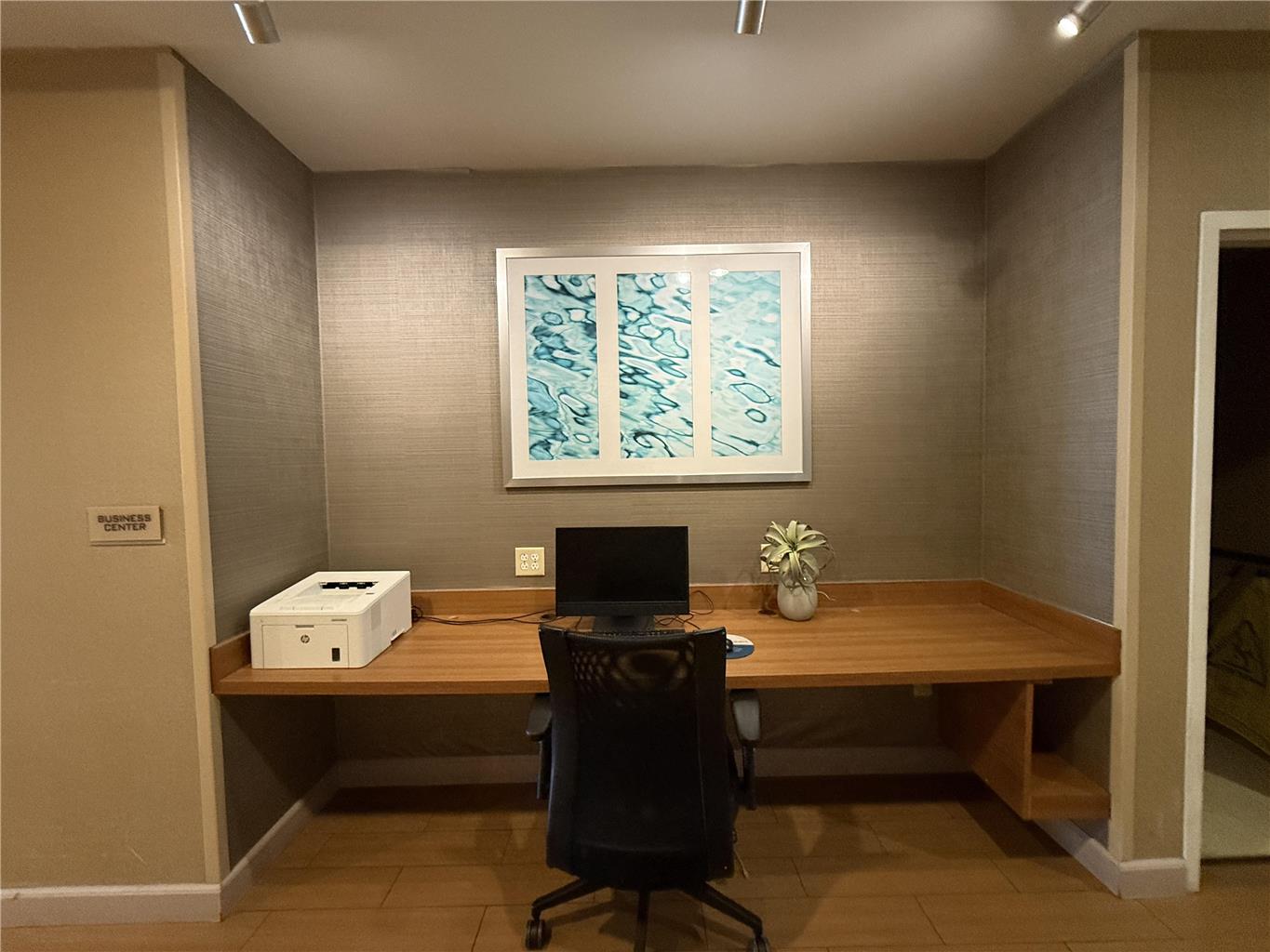 The Peoria Hotel, SureStay Collection by Best Western Image