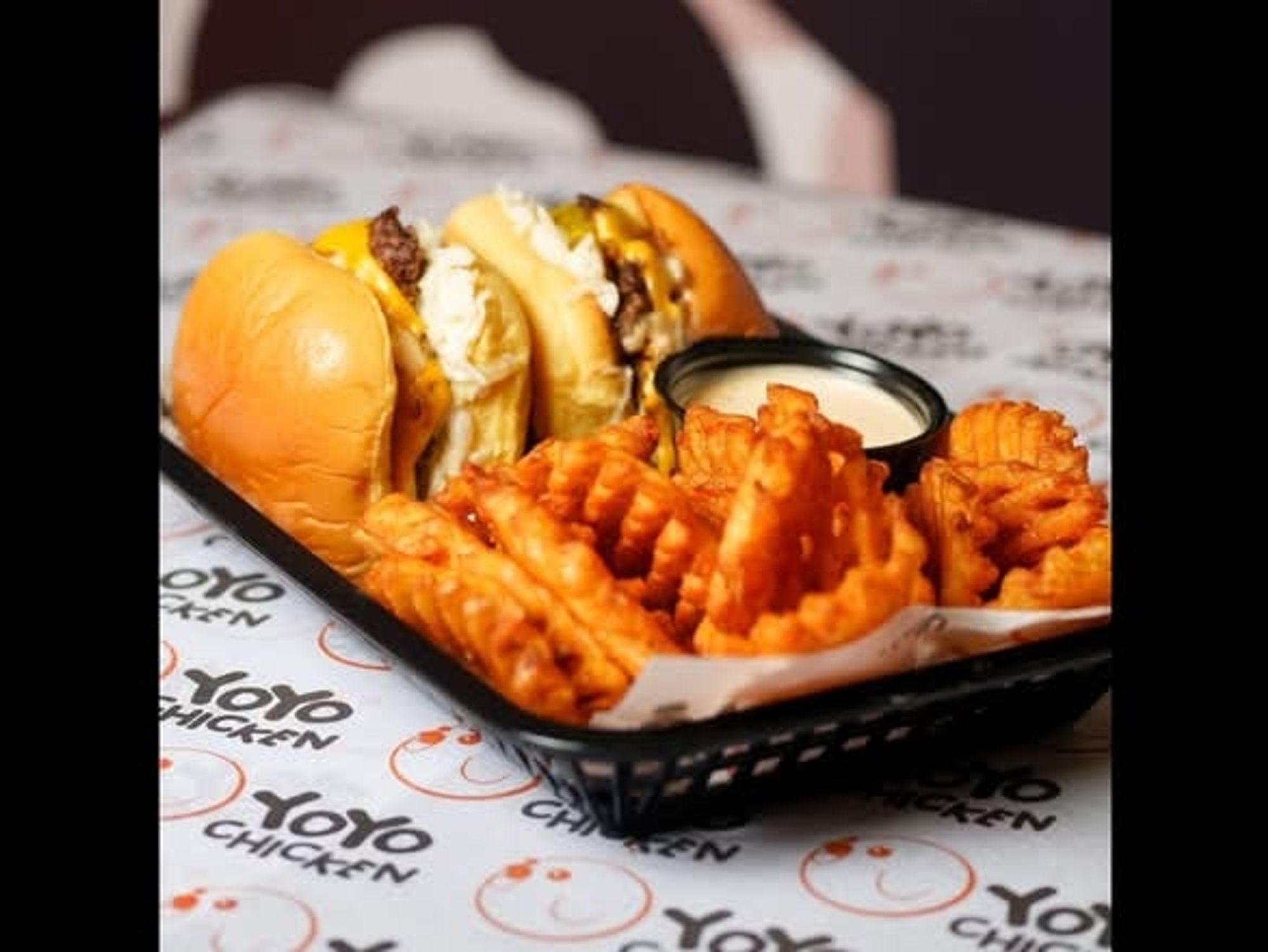 YoYo Burger Plate