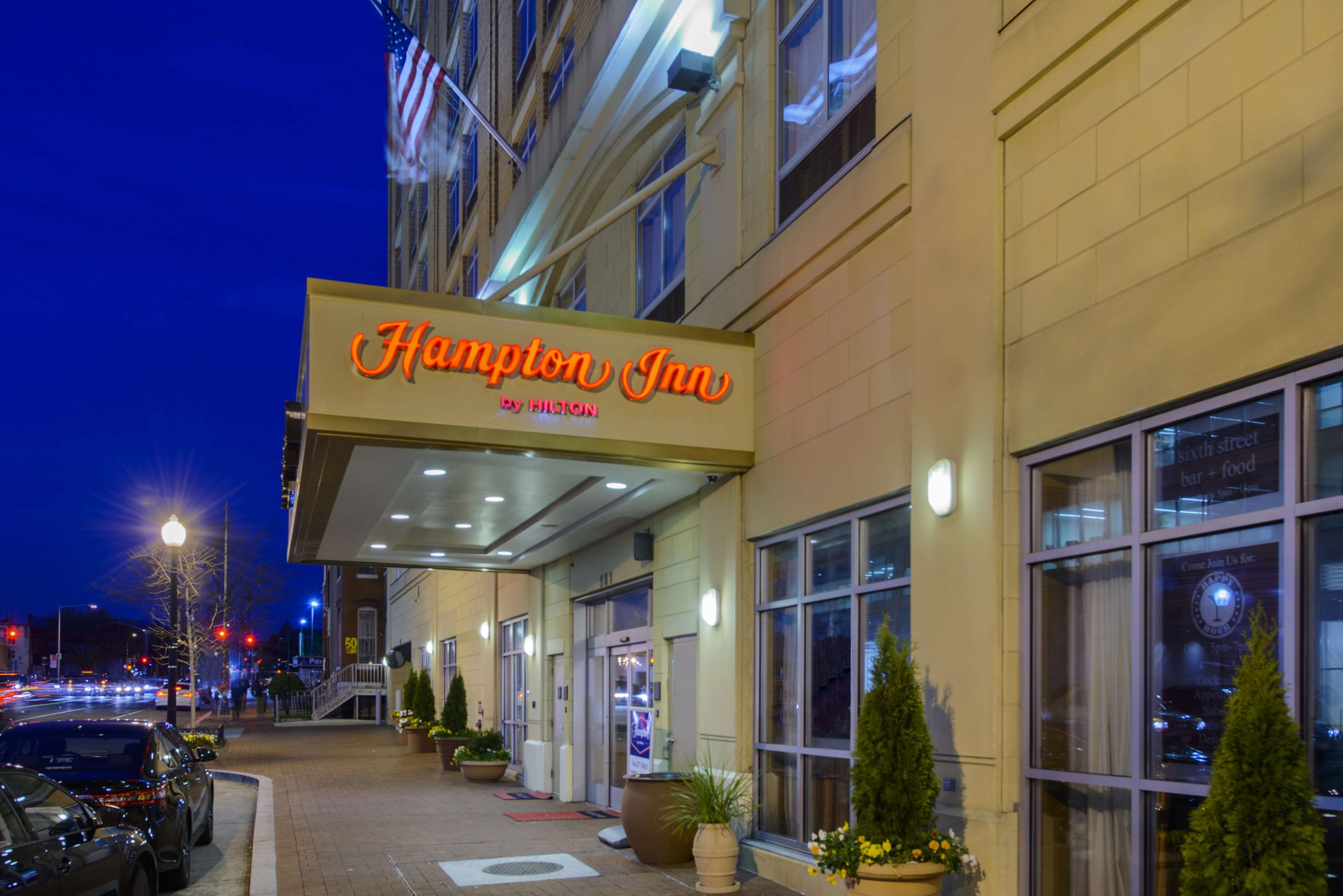 Hampton Inn Washington-Downtown-Convention Center Photo