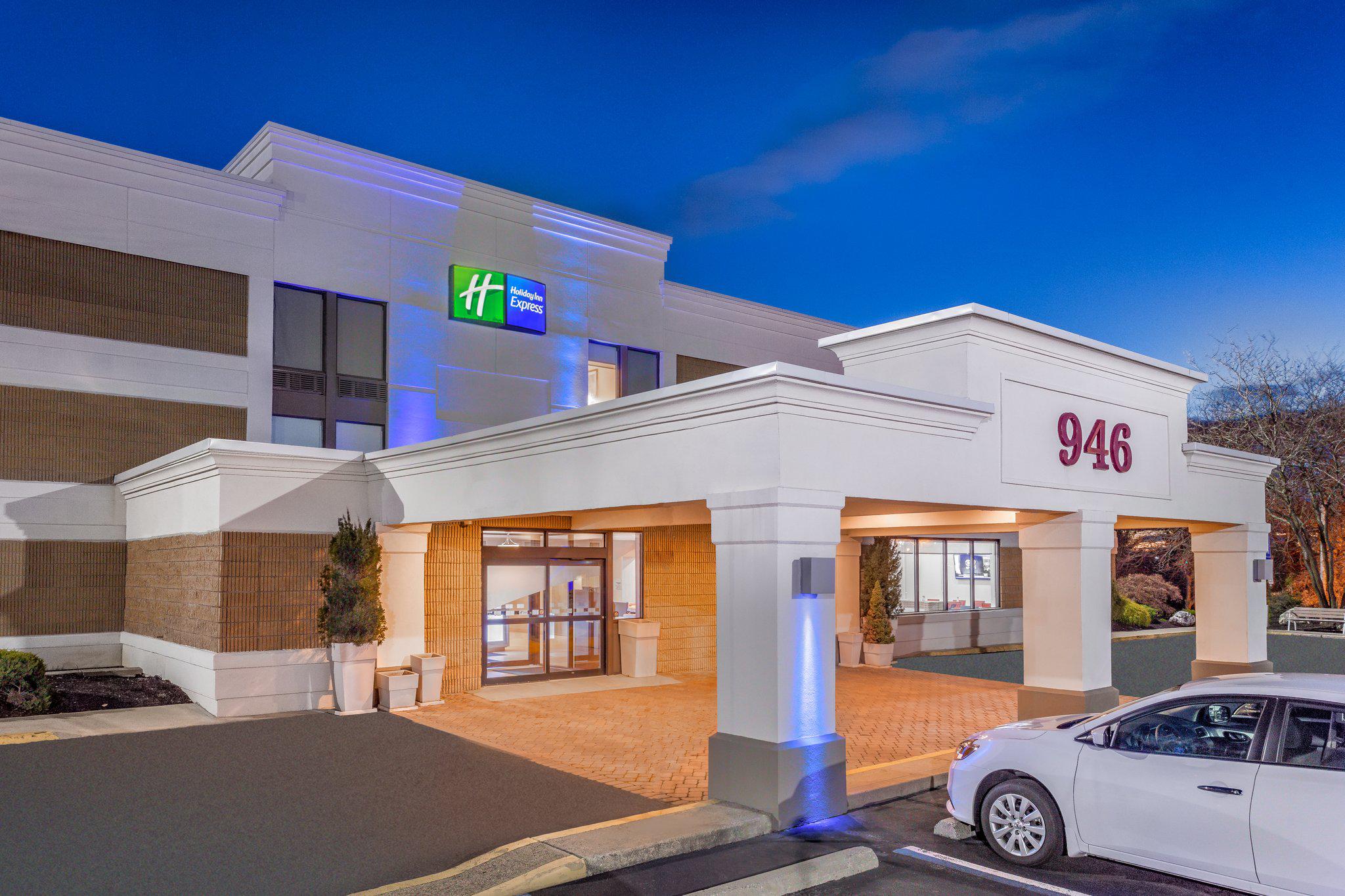 Holiday Inn Express Ramsey-Mahwah Photo