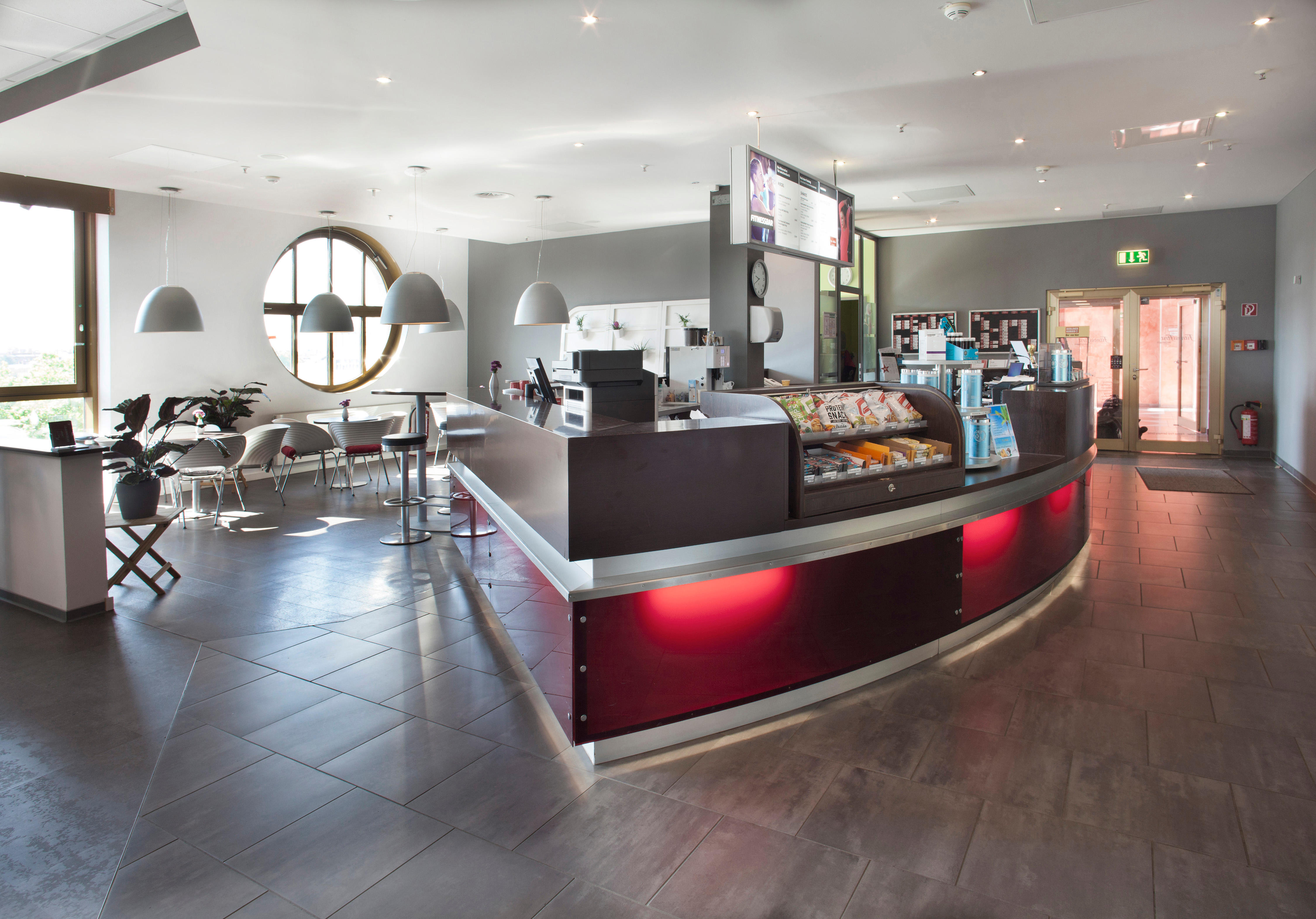 Bilder Fitness First Berlin – Steglitz im Schloss