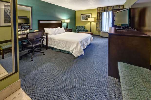 Images Hampton Inn Greensburg