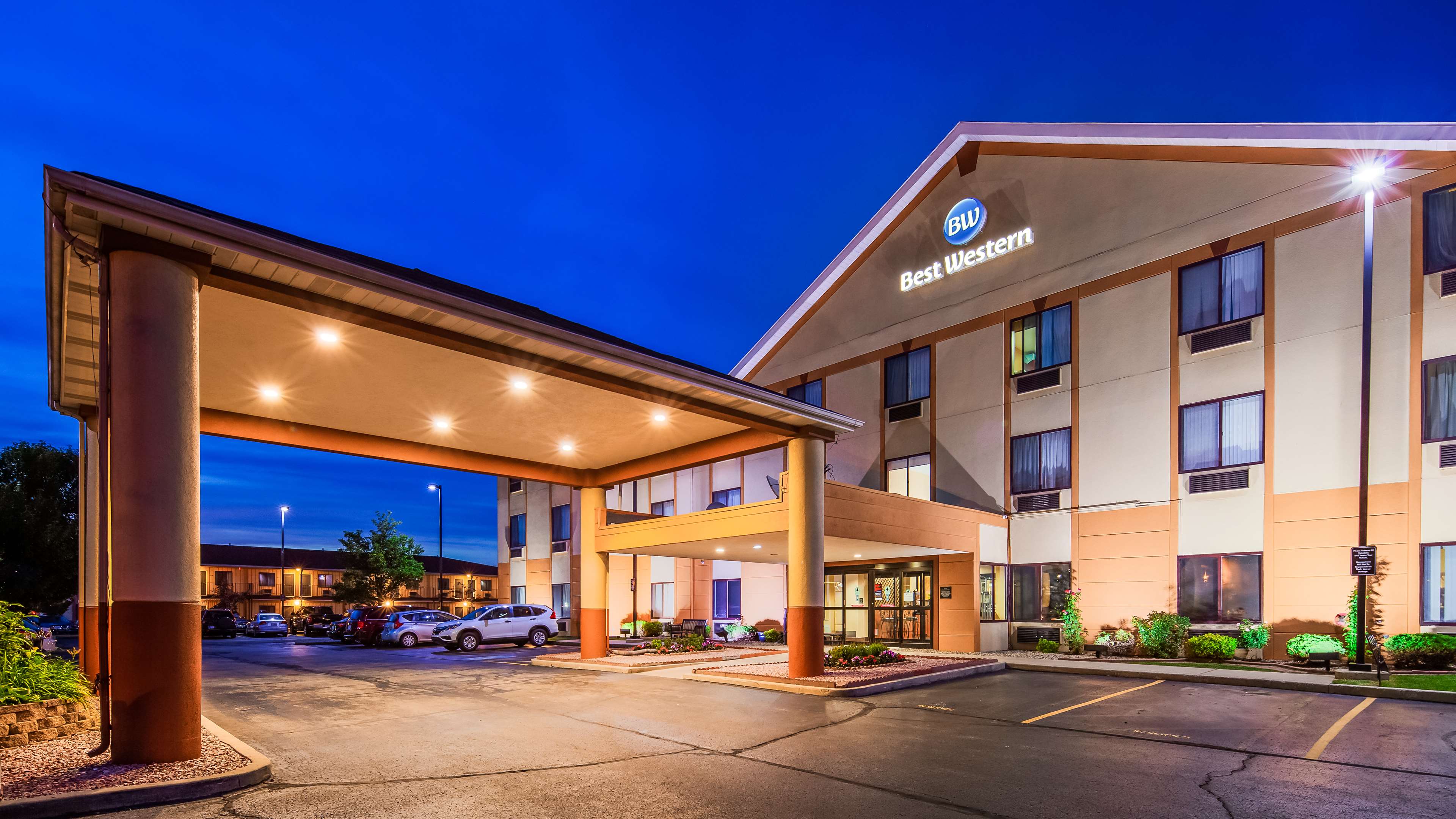 Best Western Inn & Suites of Merrillville Photo