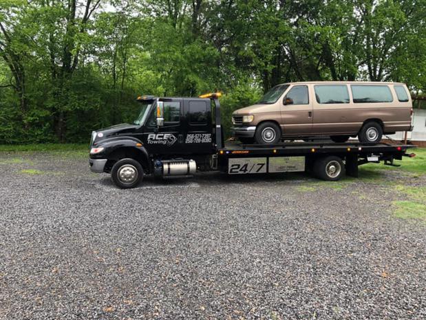 Images ACE Towing LLC