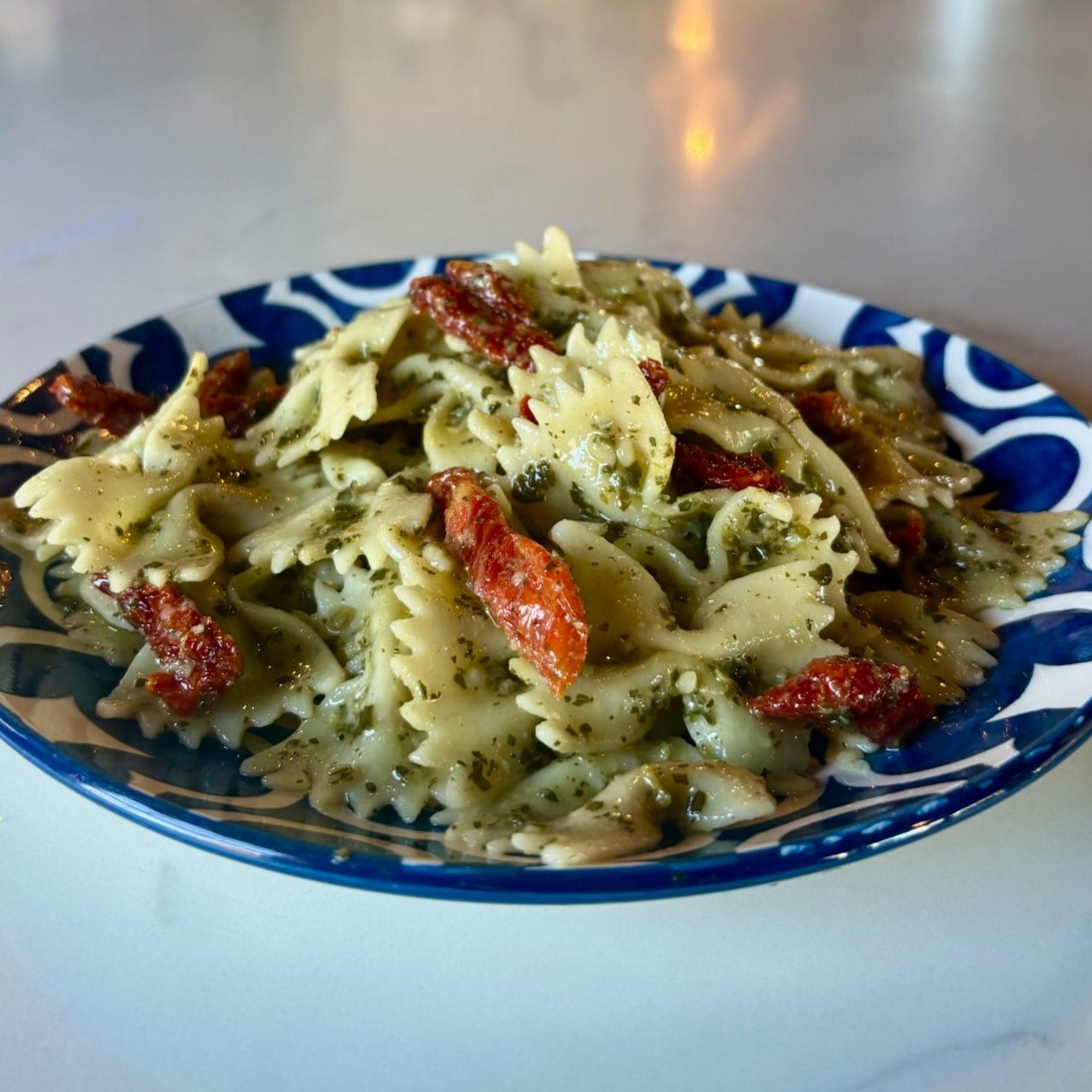 BOW TIE BASIL PESTO SALAD DINNER - 16oz