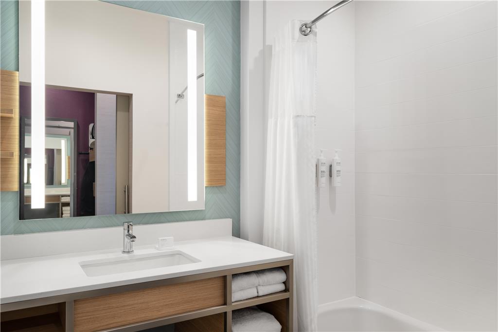 Hilton Garden Inn Austin Central Image