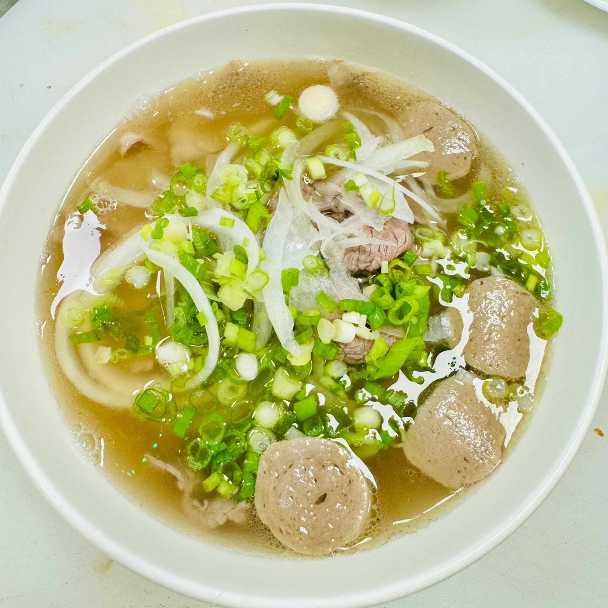 15. Phở Tái Bò Viên (Sliced Beef & Beef Ball)