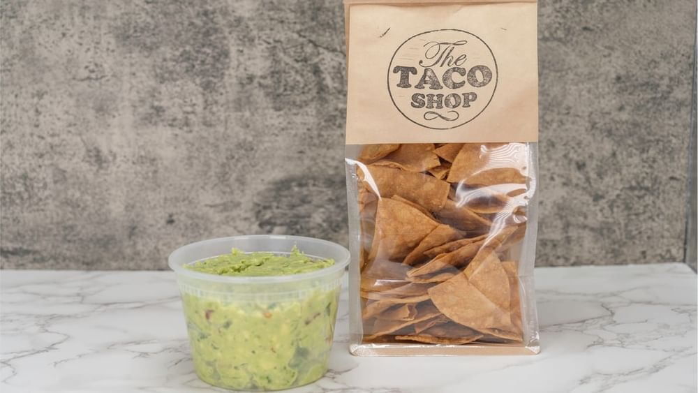 Chips (8oz) and Guac (1LB)