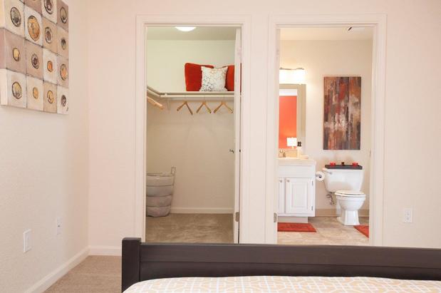 Images Copper Creek Apartments