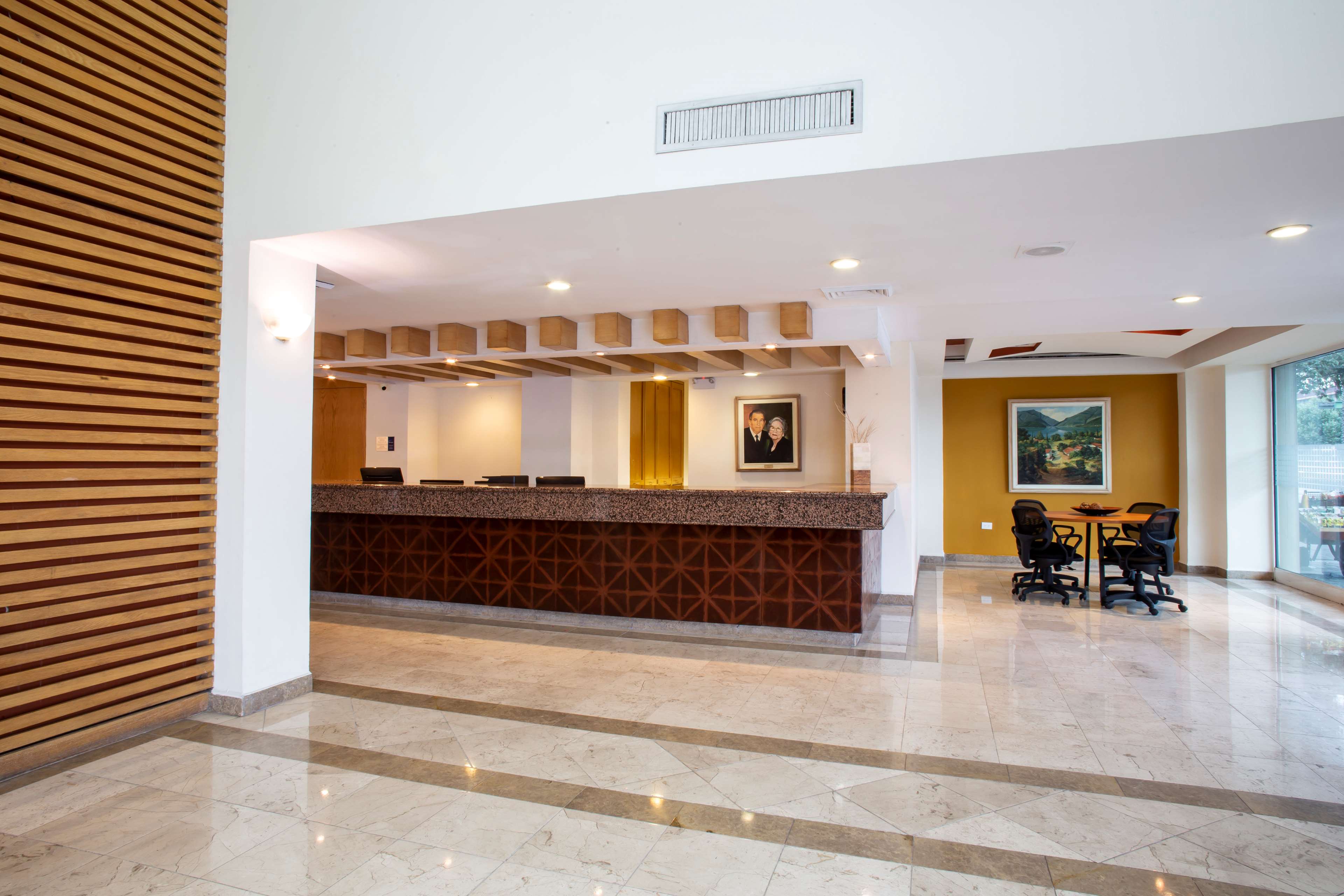Images Best Western Plaza Monterrey