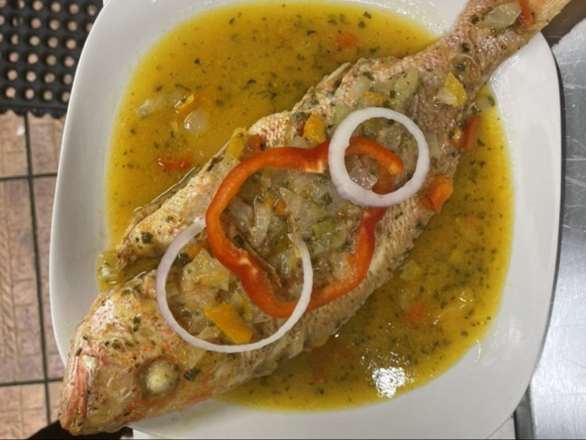 Stewed Fish & Plantains (Small)
