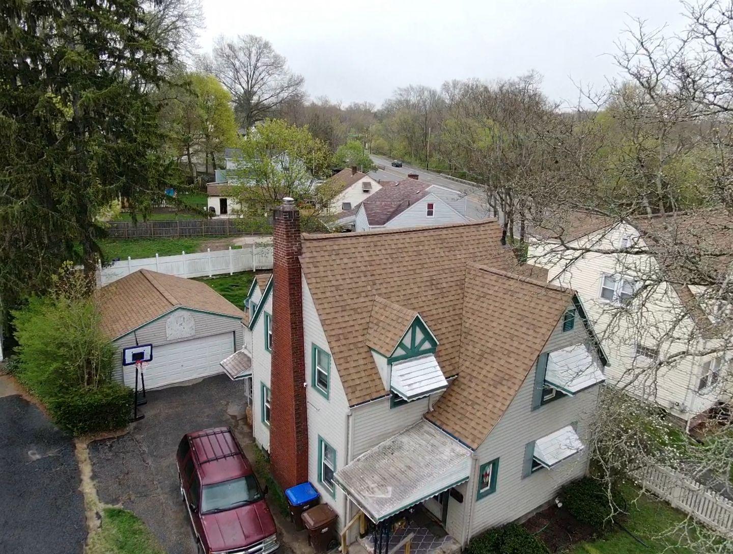 Liberty Roofing Pros Image