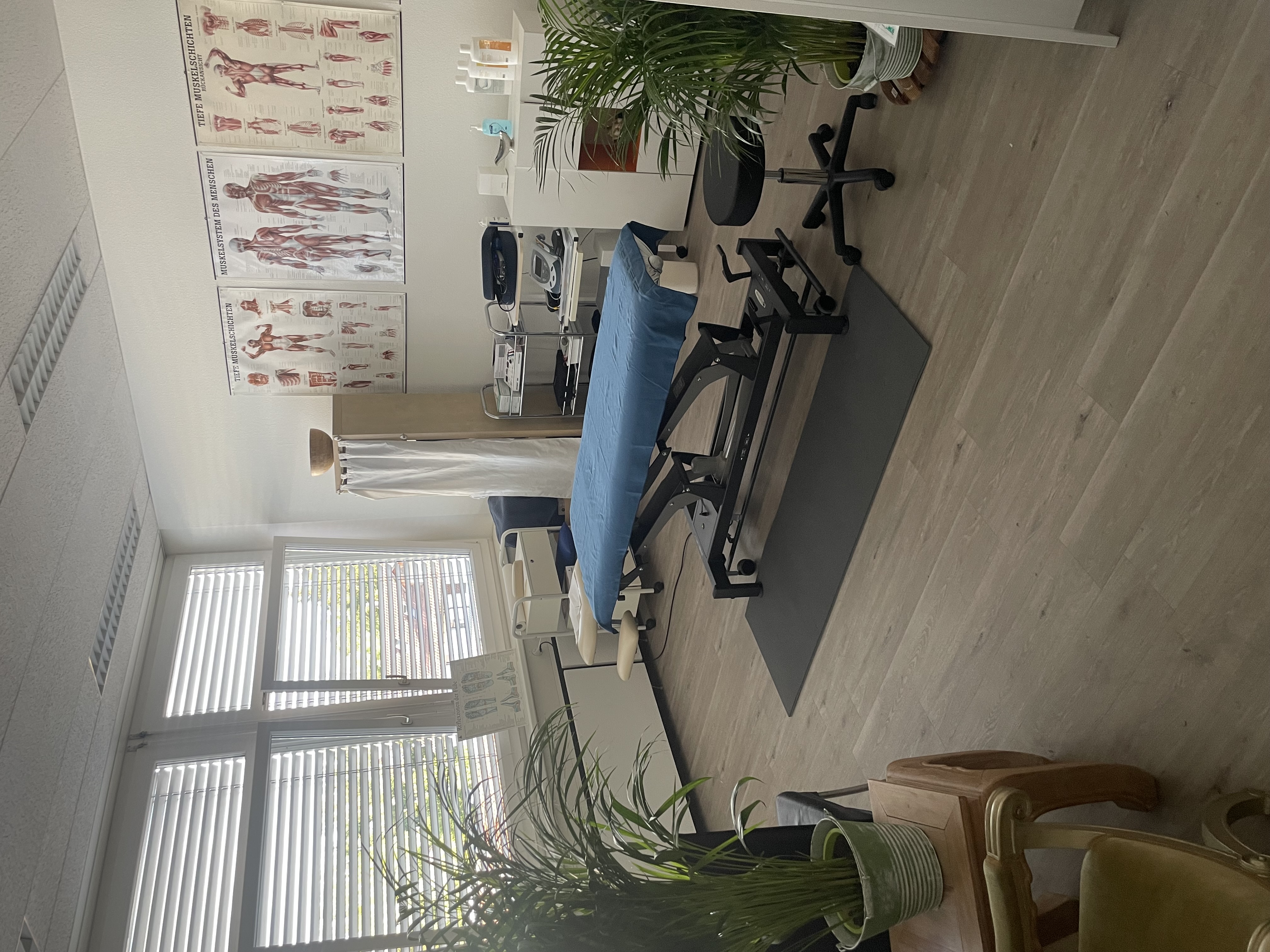 Medizinische Masseurin Eidg. Fachausweis. Krankenkassen anerkannt.