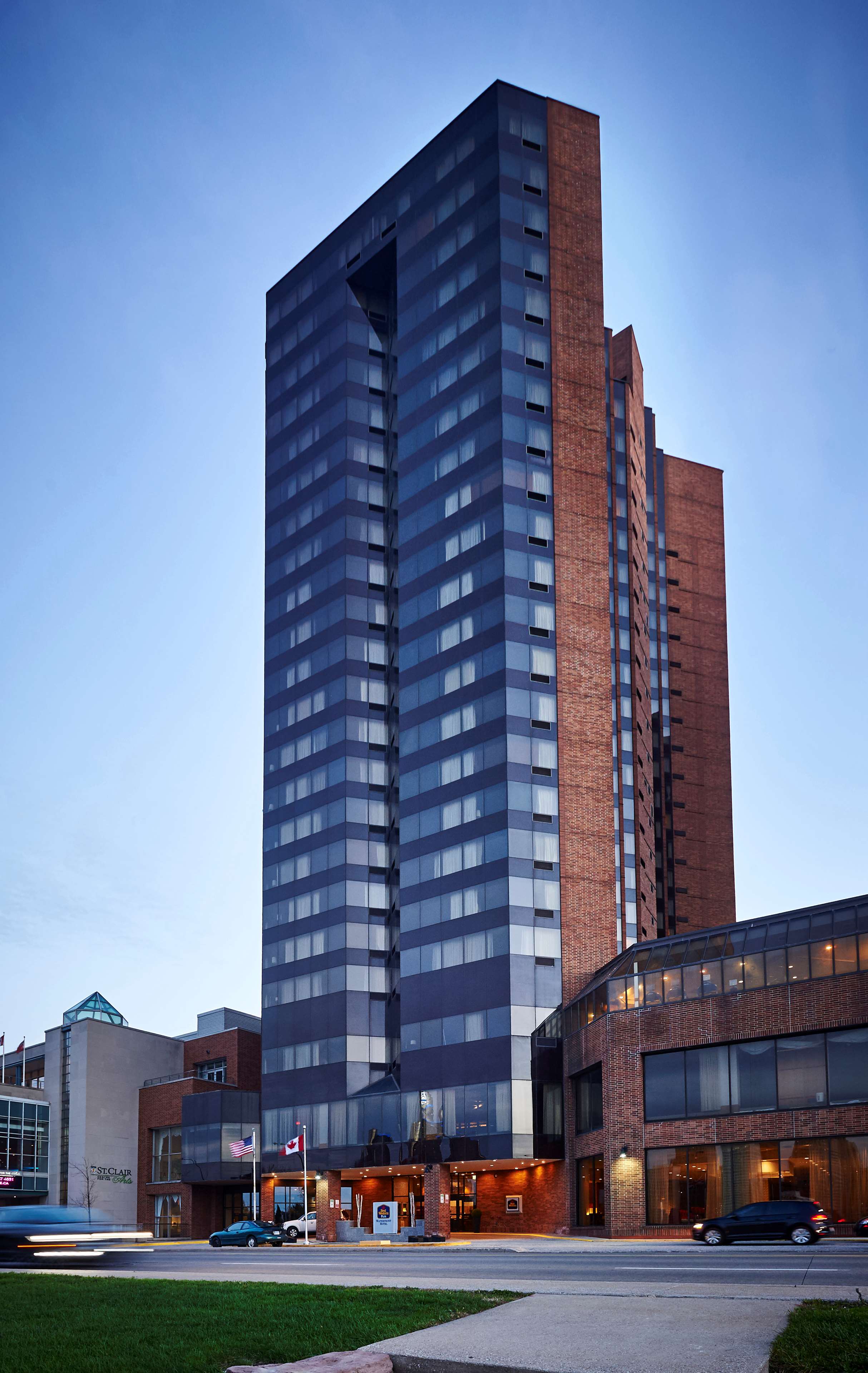 Images Best Western Plus Waterfront Hotel