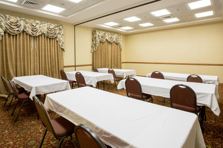 Images Country Inn & Suites by Radisson, Merrillville, IN