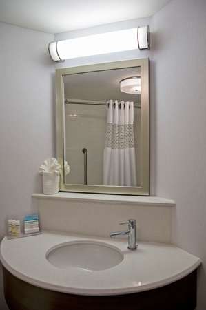 Images Hampton Inn Philadelphia-International Airport