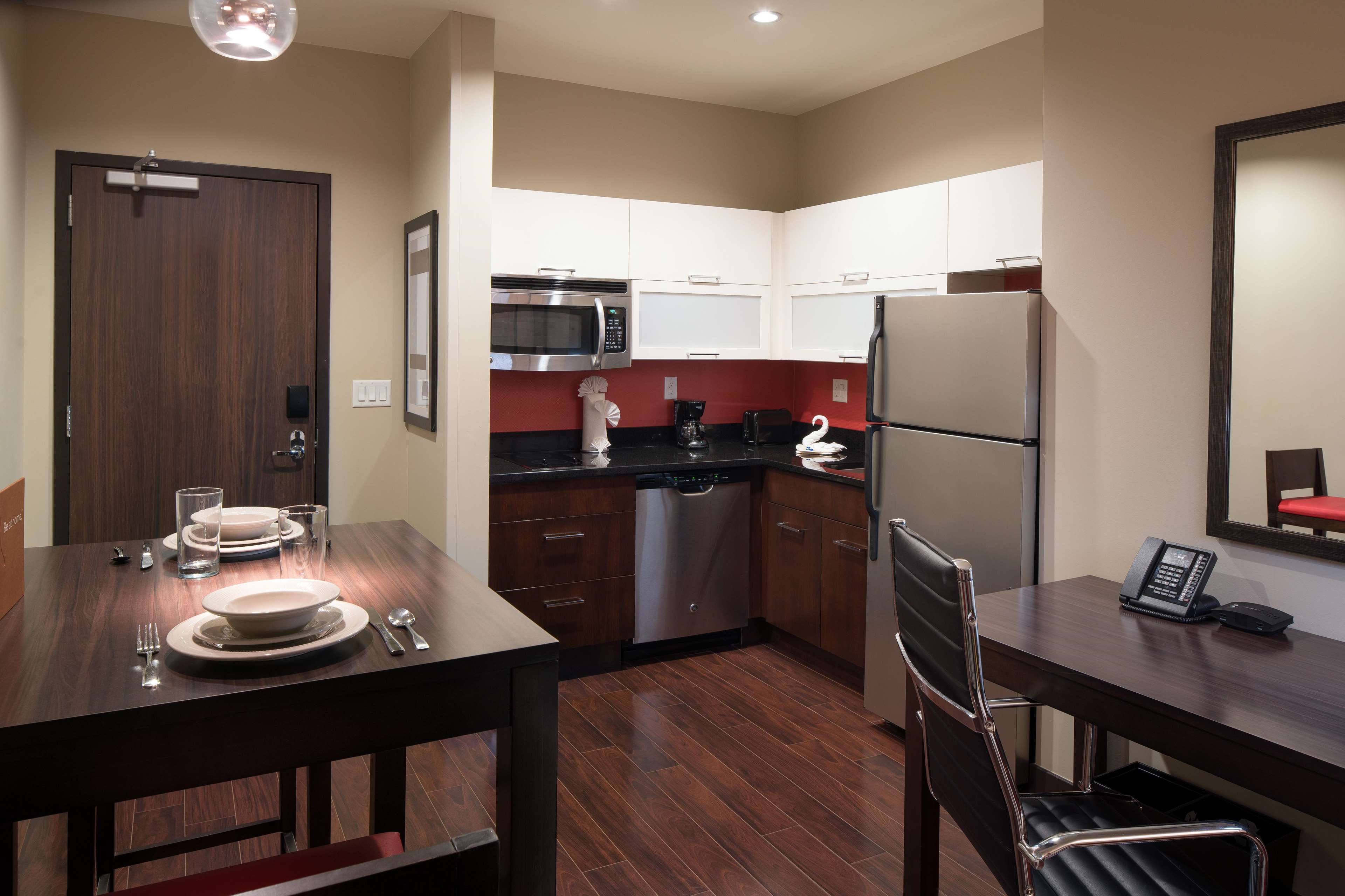 Homewood Suites by Hilton Denver Downtown-Convention Center, CO Photo