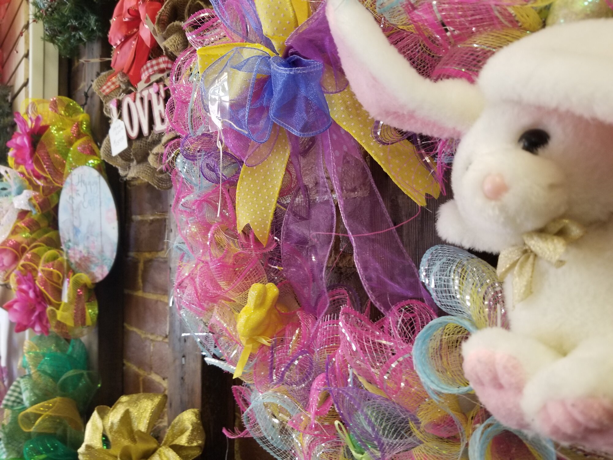Liberty Street General Store - Craft Table Image