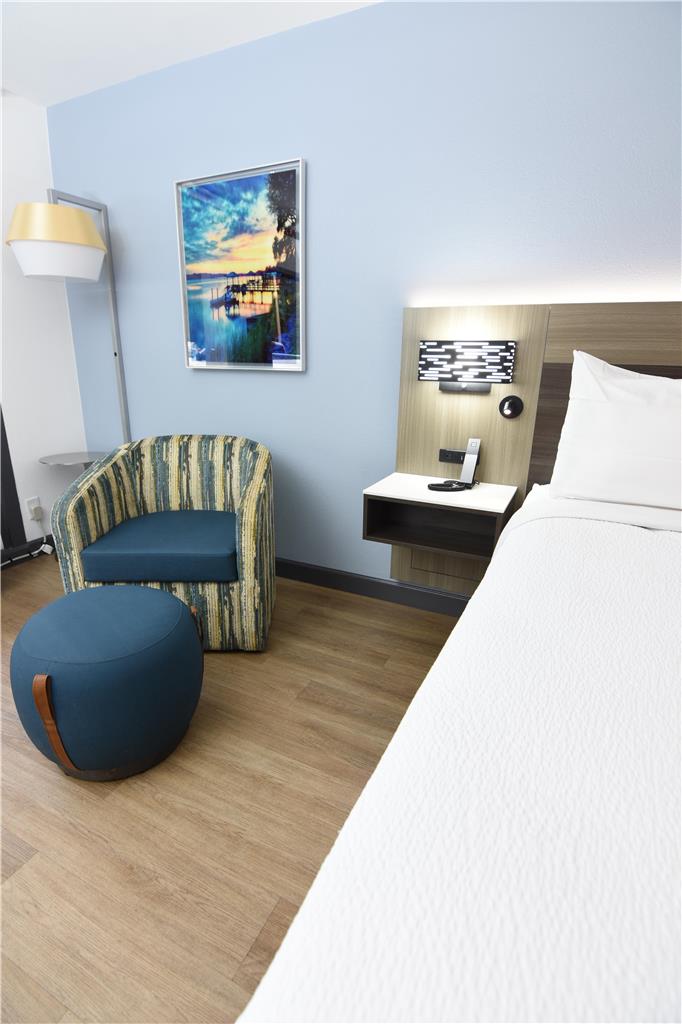 Best Western Point South Image