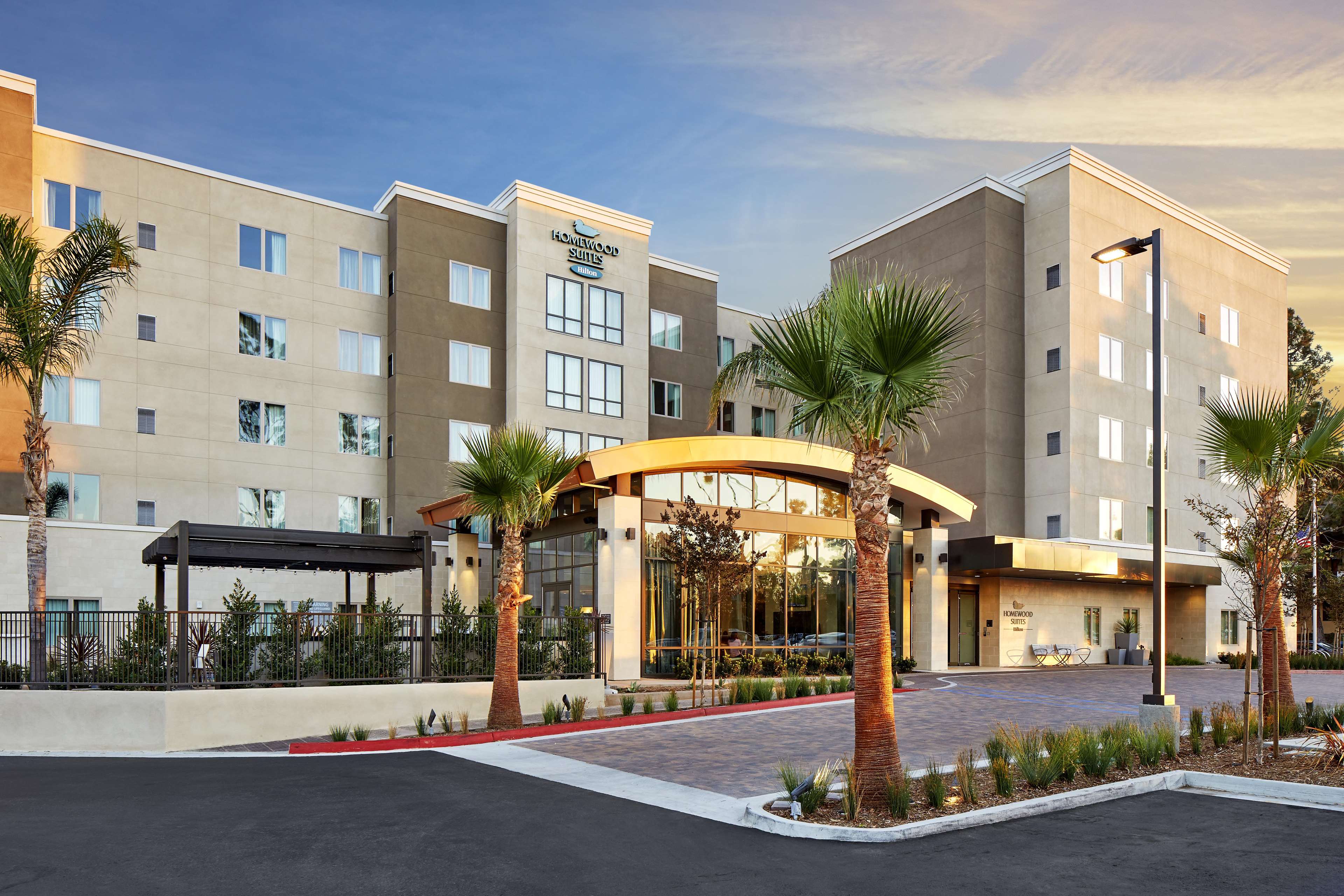 Homewood Suites by Hilton San Diego Mission Valley/Zoo Photo