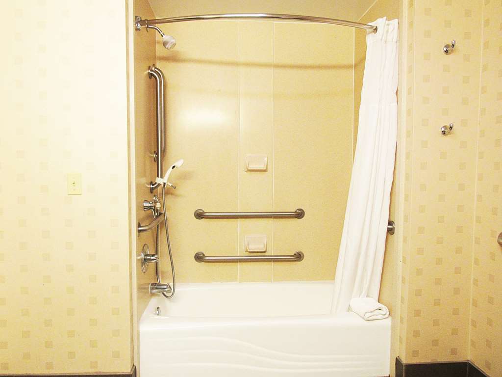 Hampton Inn Oxford-West Image