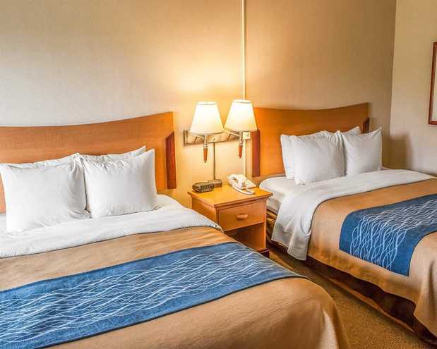 Images Comfort Inn & Suites