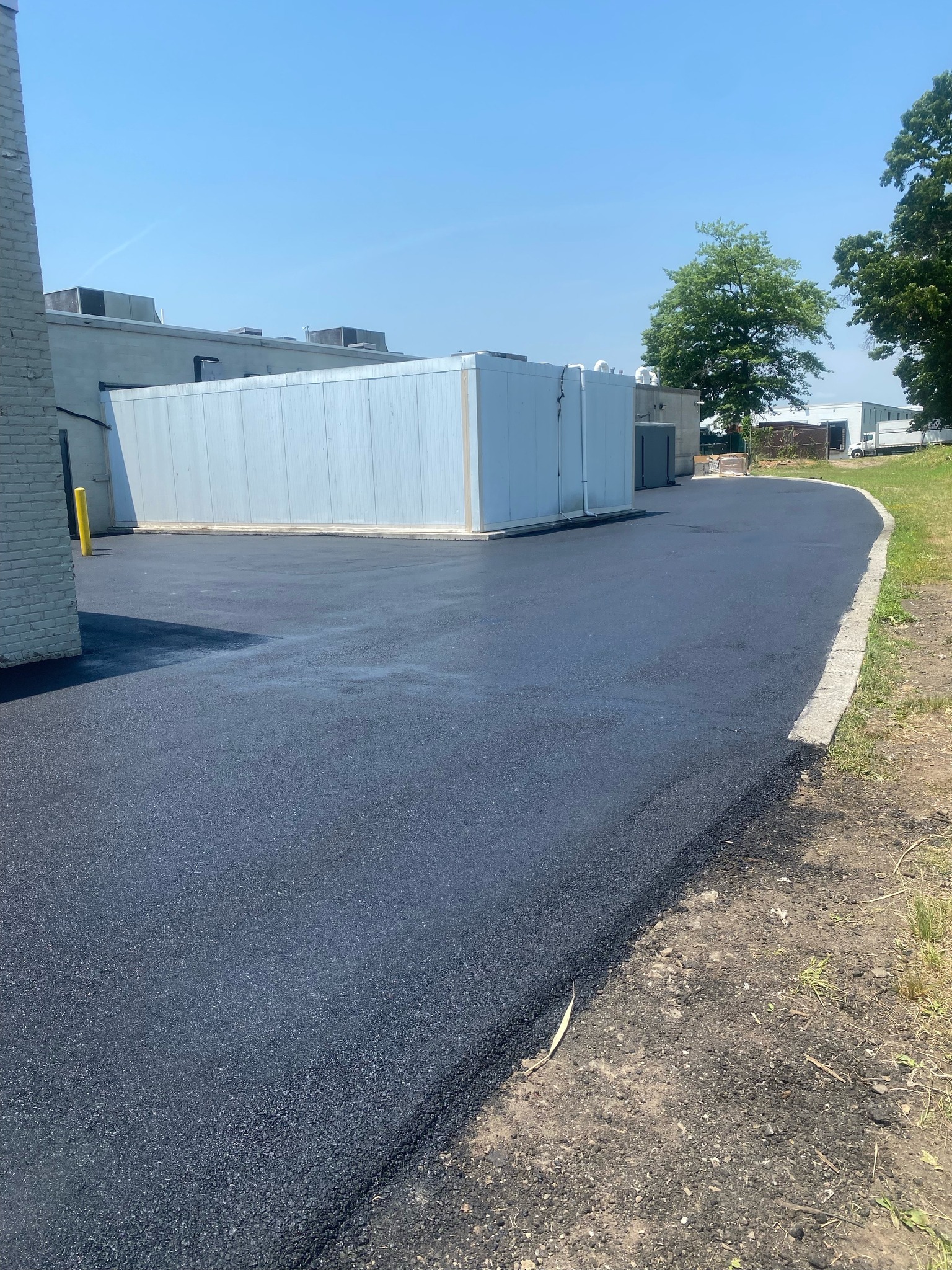 America's Paving Contractors LLC Image