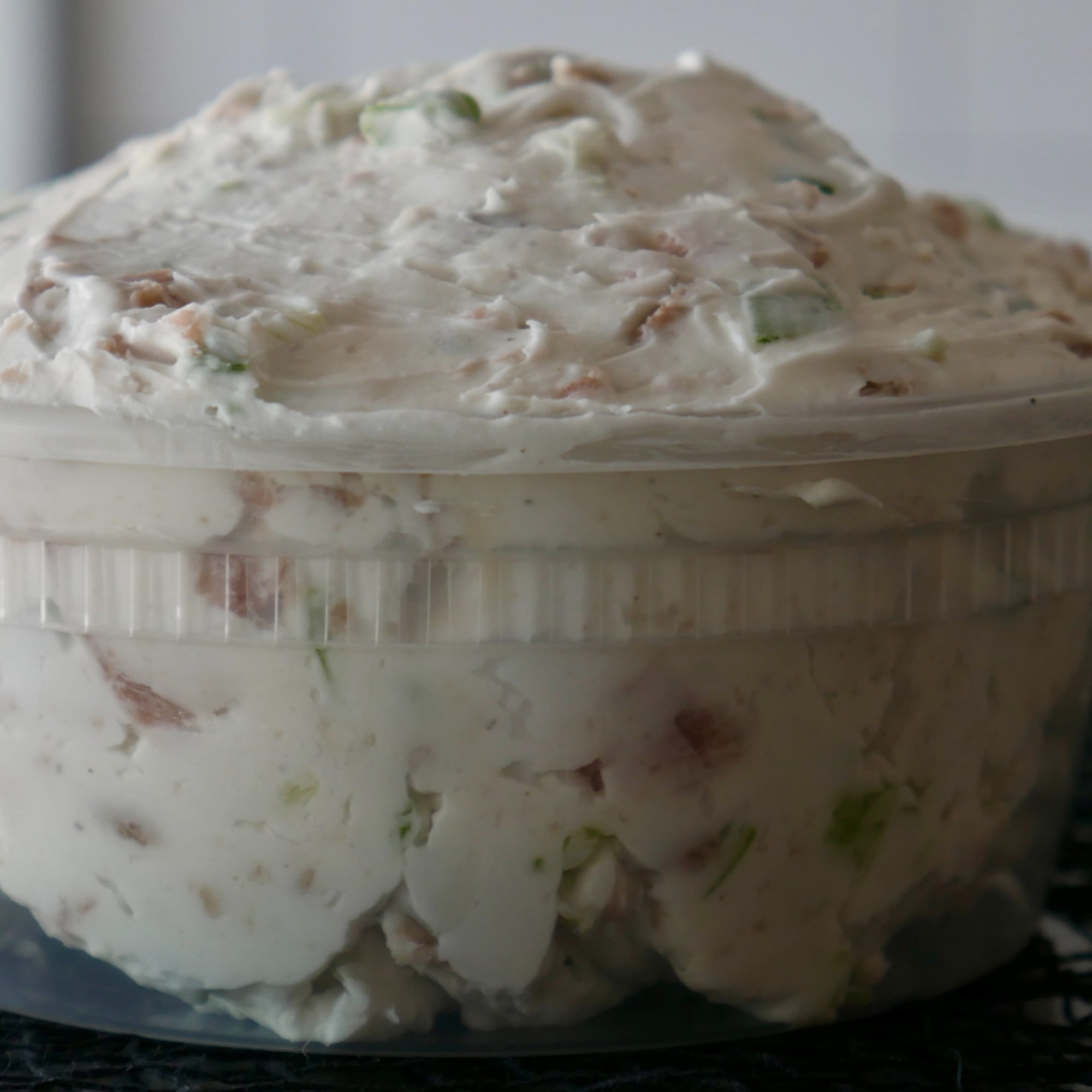 8 oz Bacon-Scallion Cream Cheese