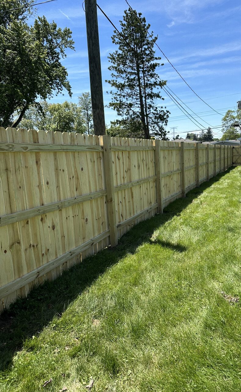Top Rail Fence Naperville Image