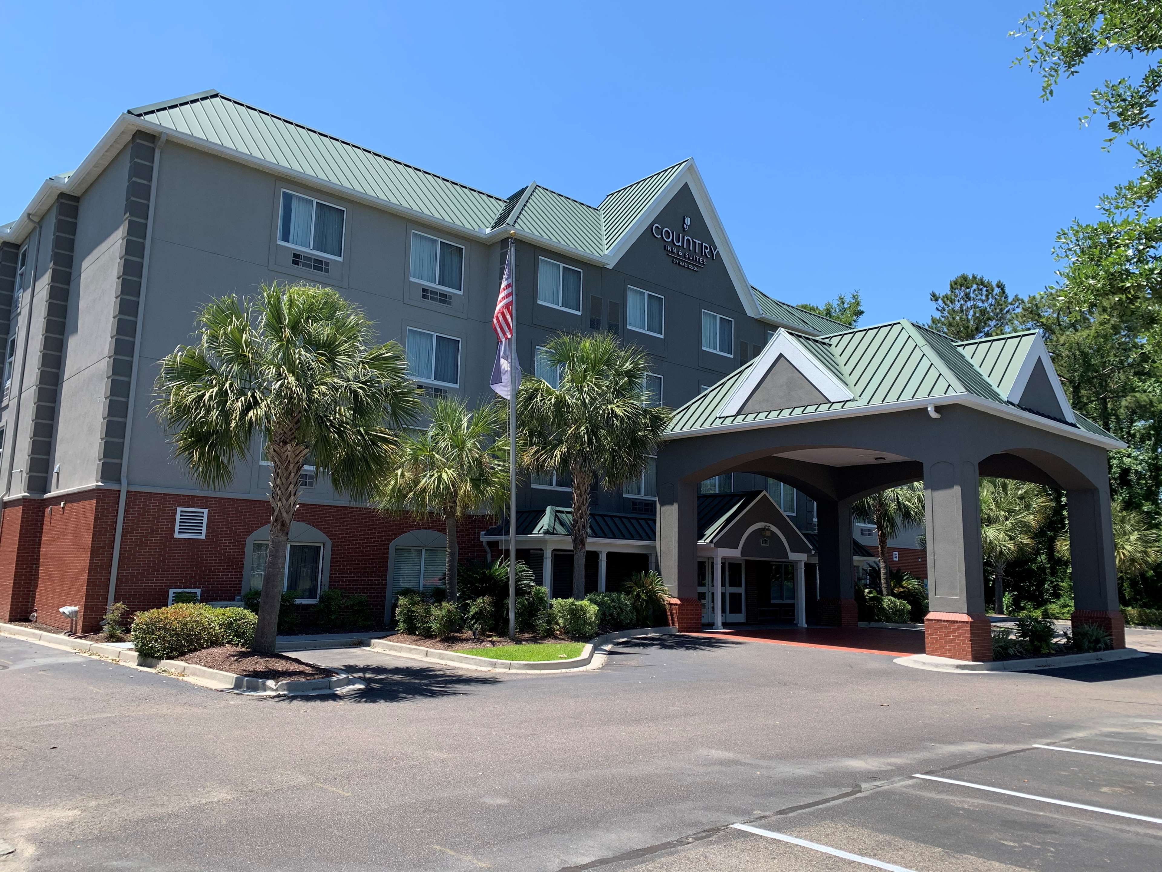 Country Inn & Suites by Radisson, Charleston North, SC Photo