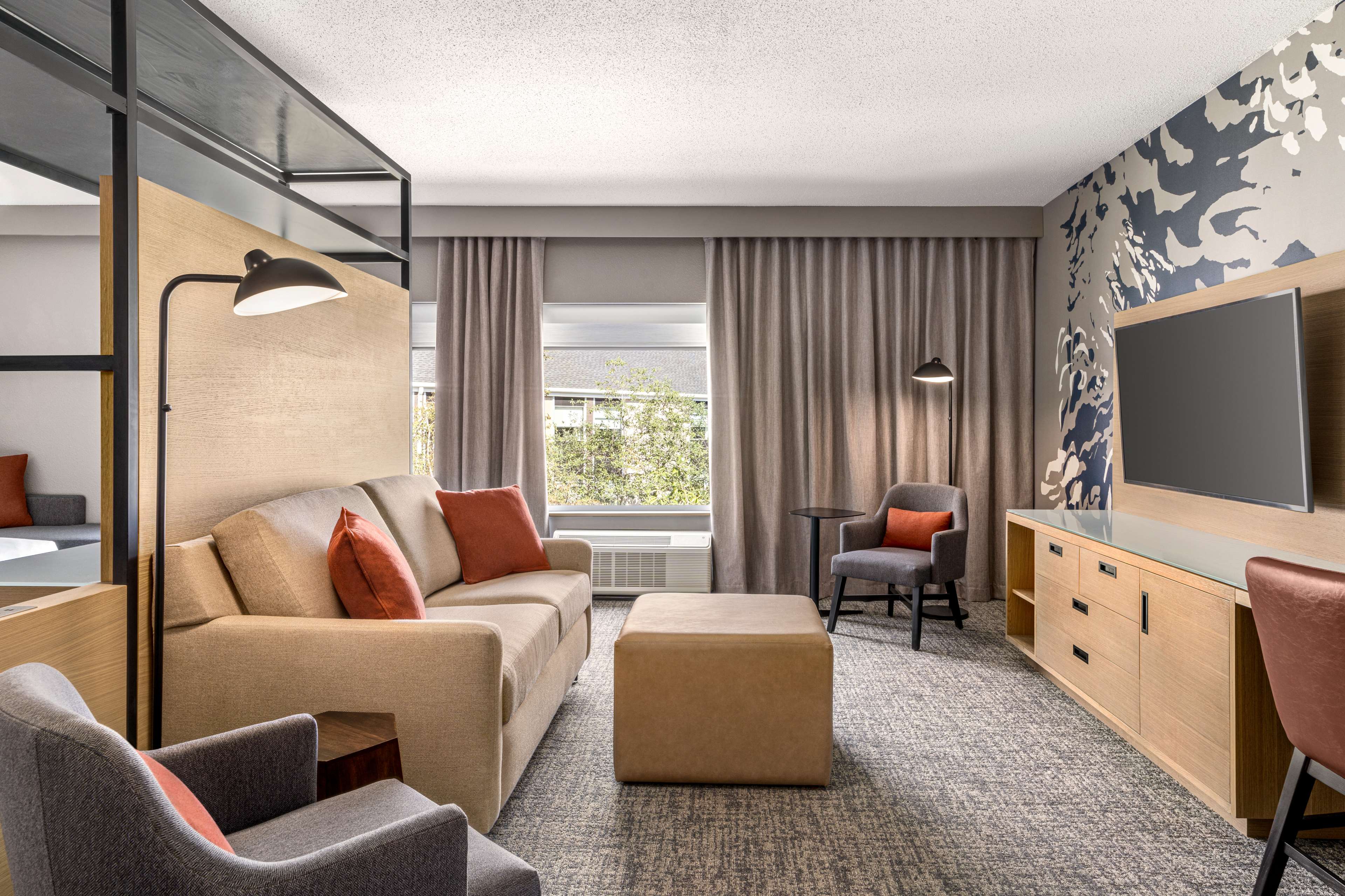 Guest room