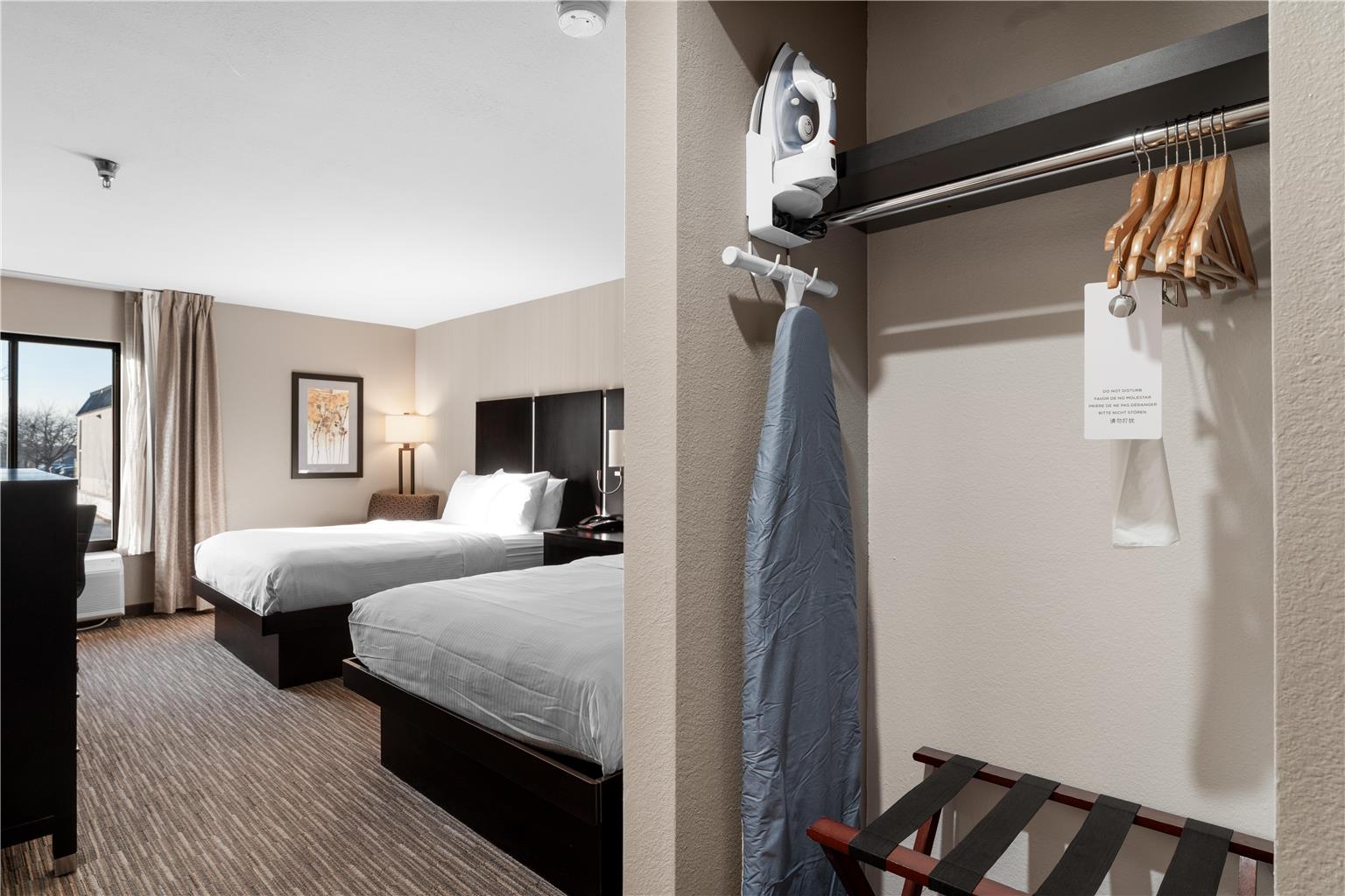 Best Western Courtview Hotel Image