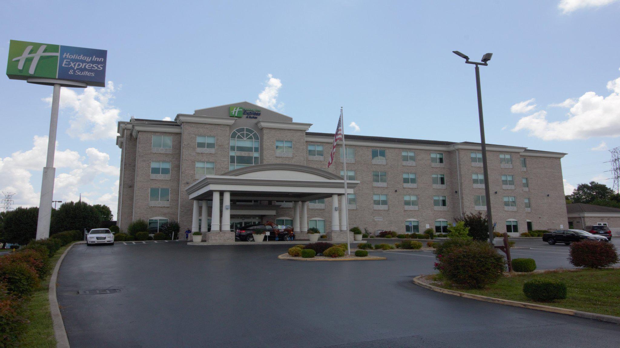 Holiday Inn Express & Suites Somerset Central Photo