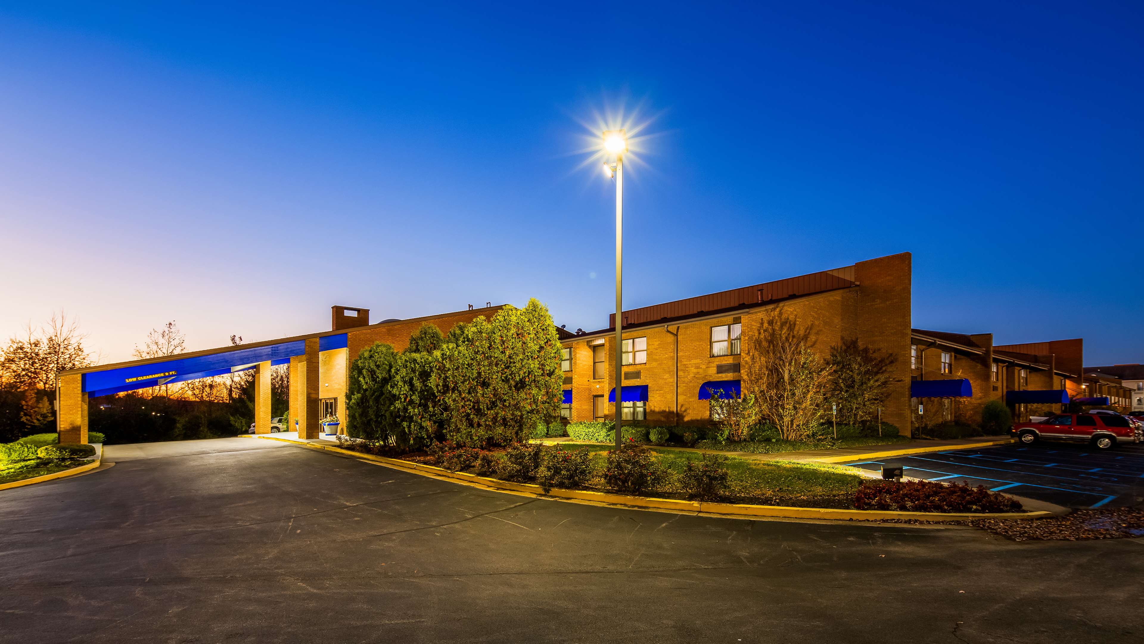 SureStay Plus Hotel by Best Western Lexington Photo