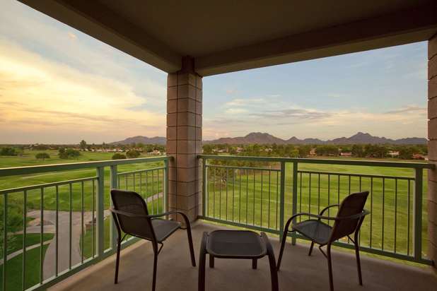 Images Embassy Suites by Hilton Phoenix Scottsdale