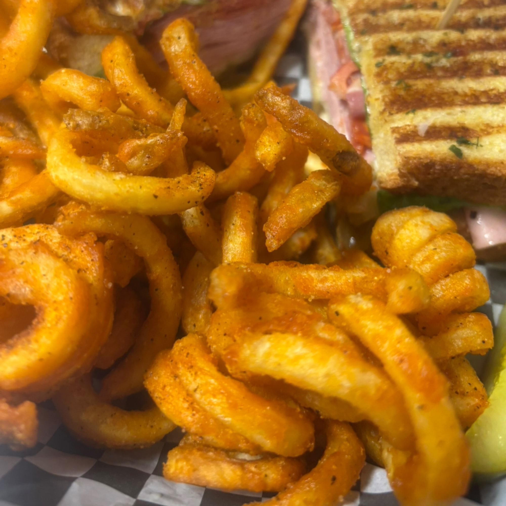 Curly Seasoned Fries