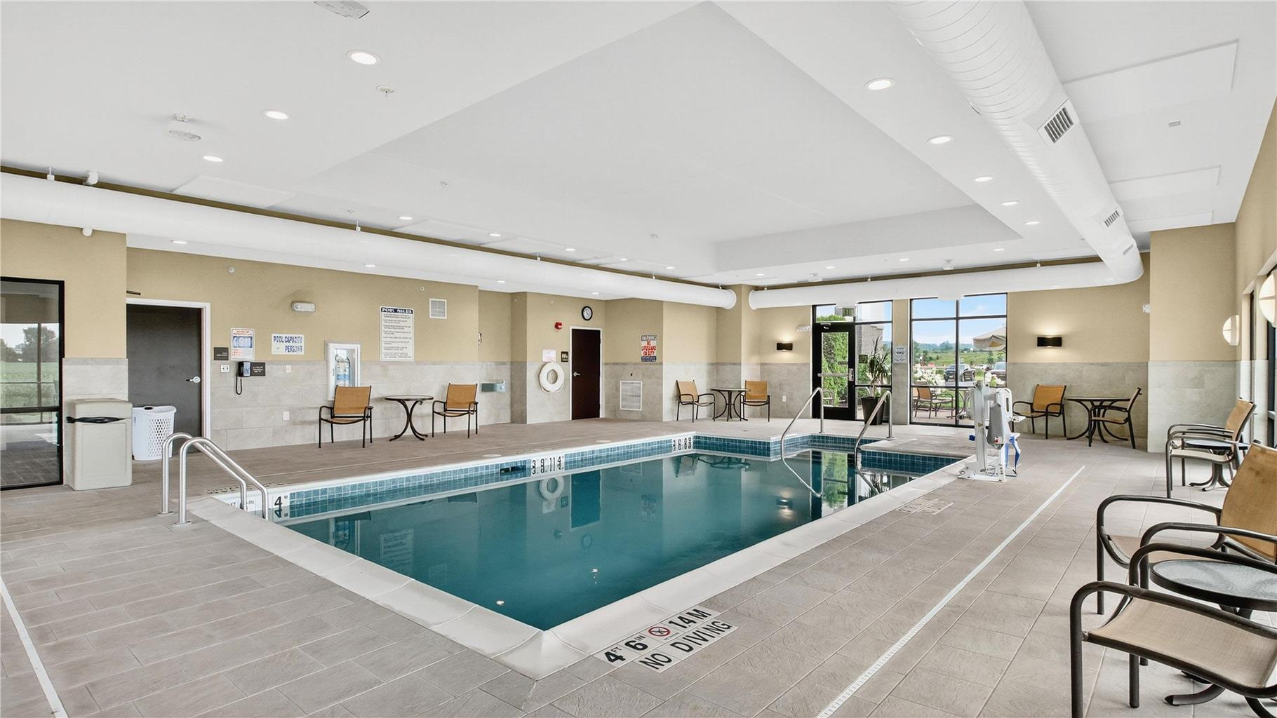 Hampton Inn & Suites Chippewa Falls Image