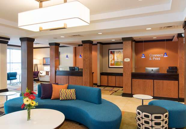 Images Fairfield Inn & Suites by Marriott Omaha Downtown