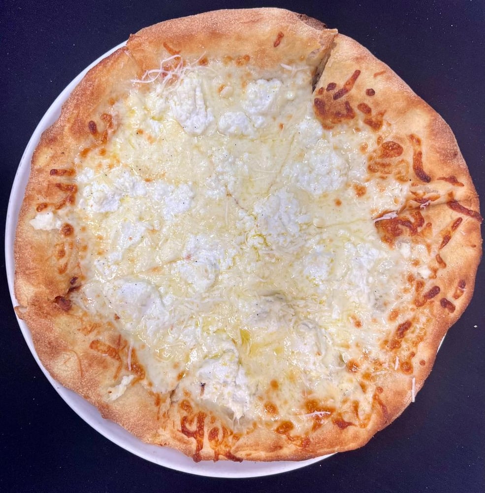 Truffle Bianca Pizza