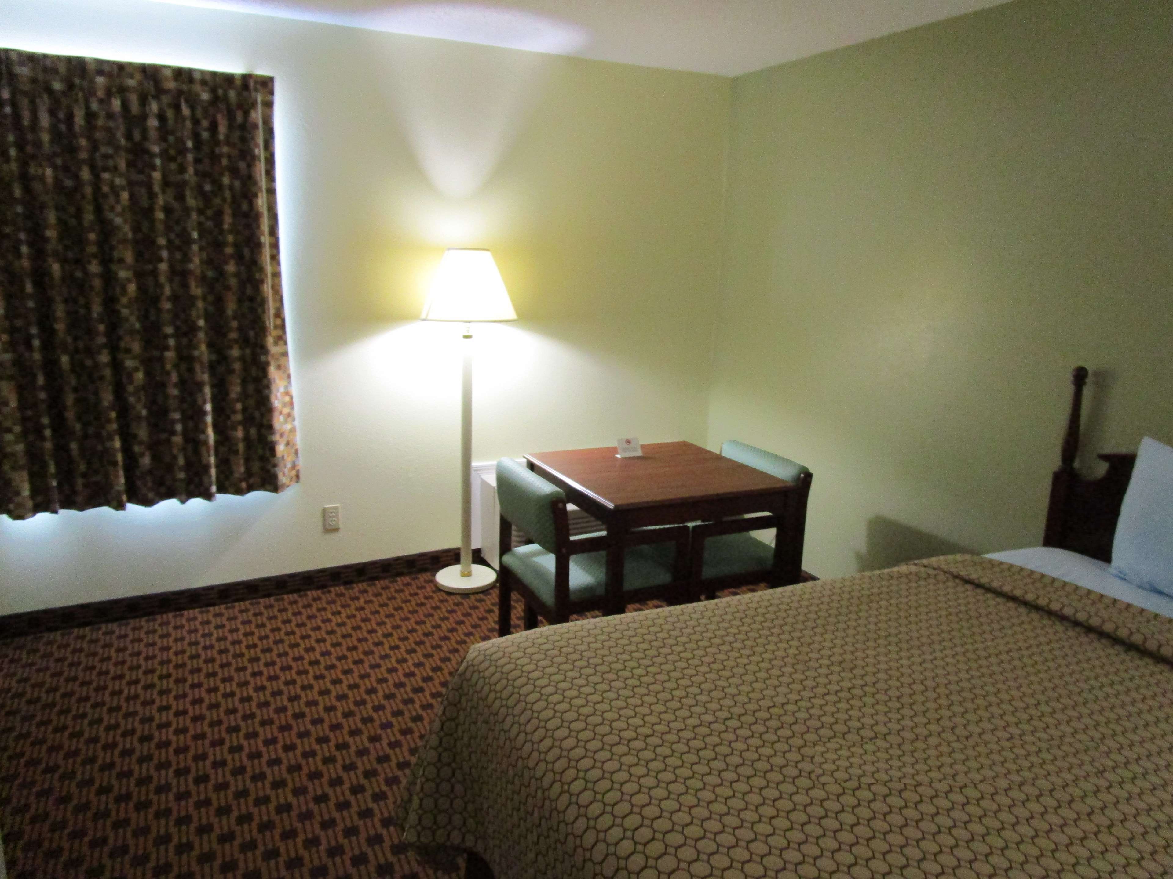 SureStay Plus Hotel by Best Western Chattanooga Photo