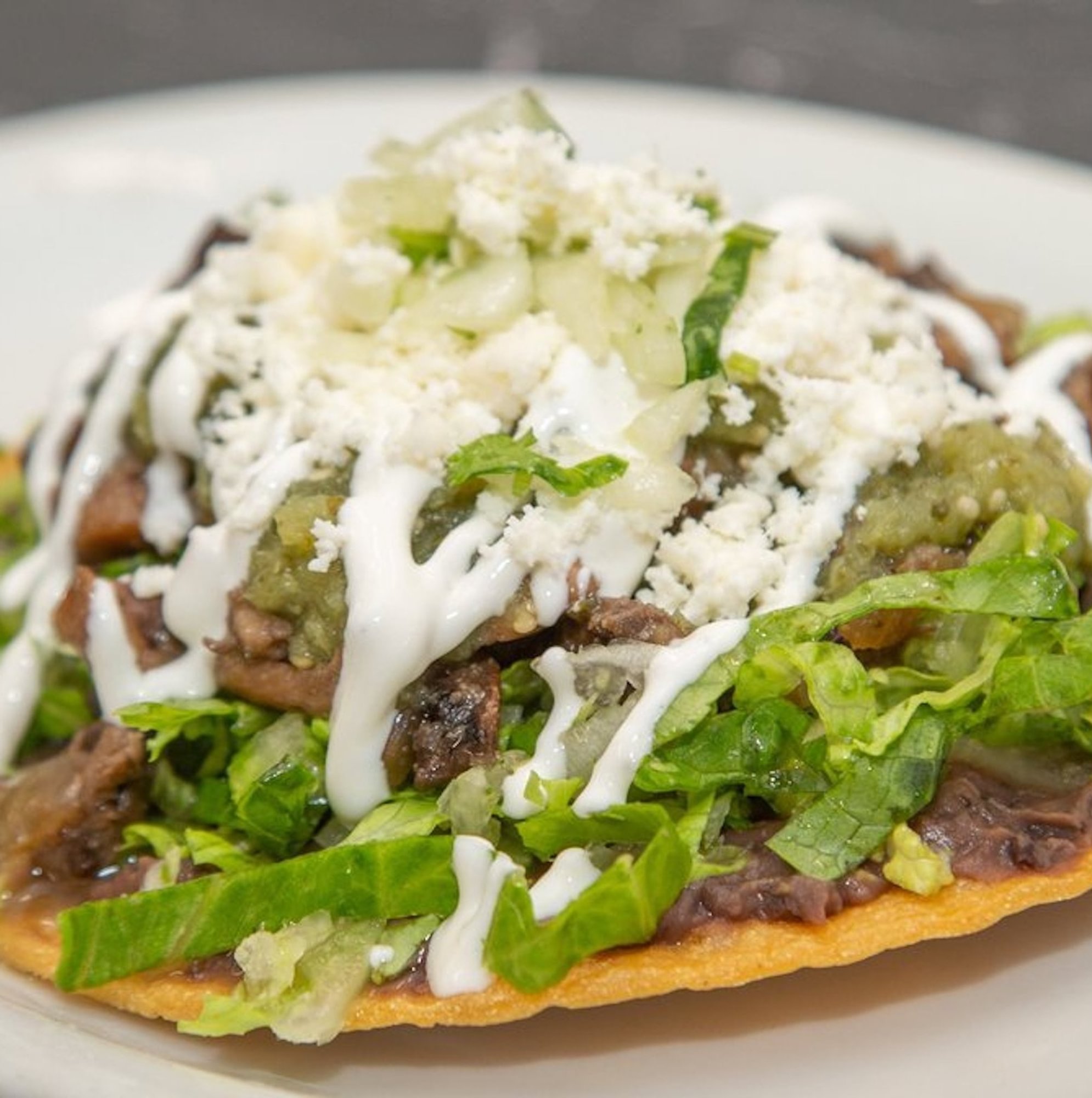 Tostada - Champiñones con Epazote