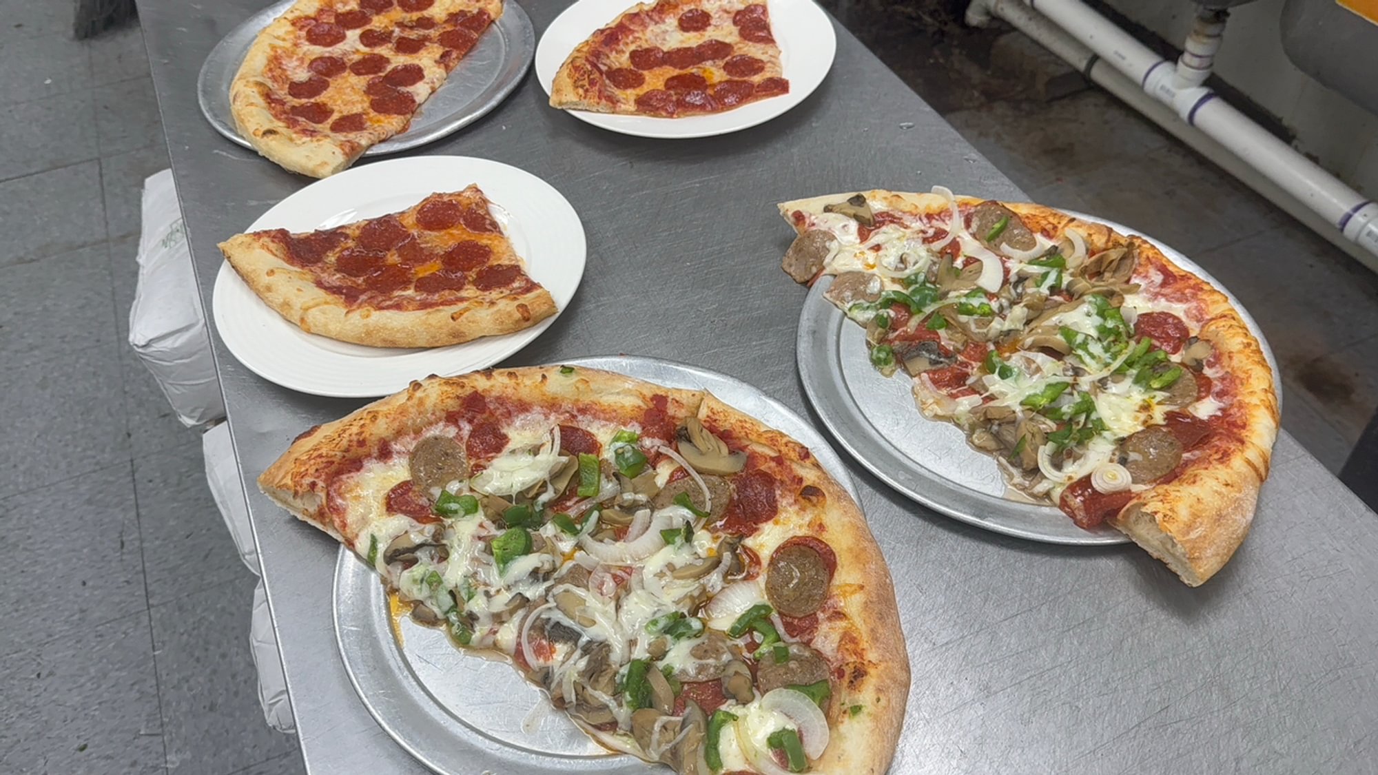 Slices of Meat Lover's Combo & Drink Lunch