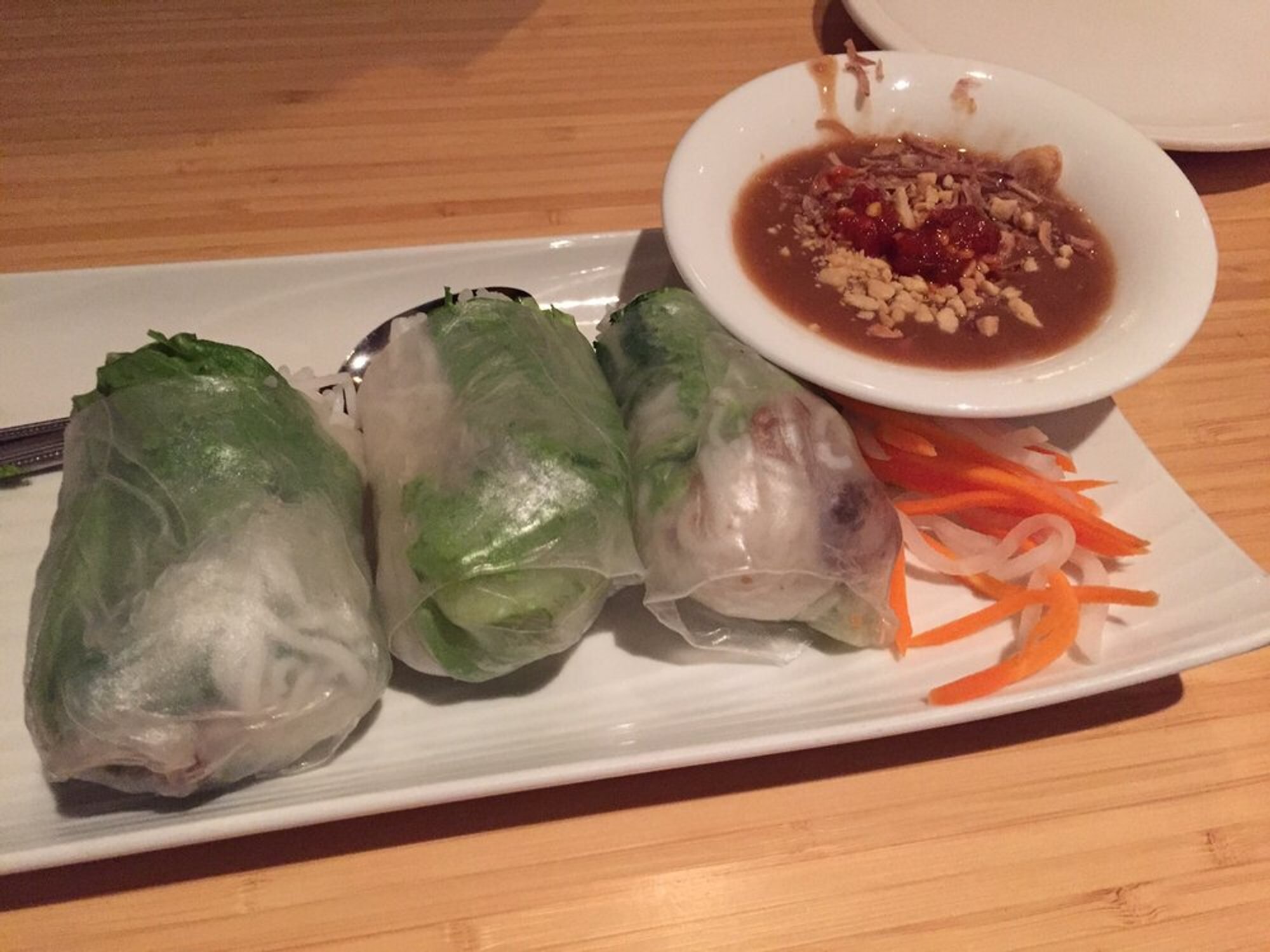 Lemongrass Pork Spring Rolls/Gỏi Cuốn Thịt Nướng