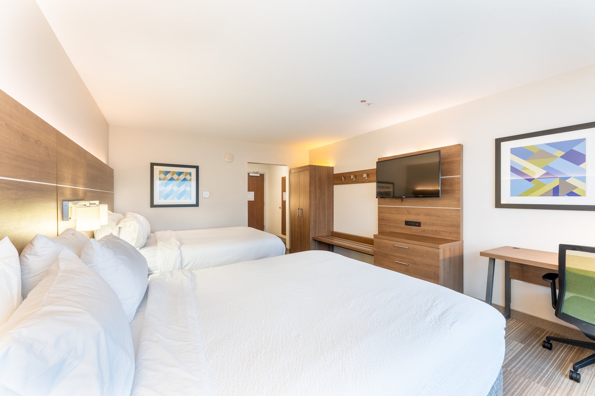 Holiday Inn Express & Suites Nashville North - Springfield by IHG Image