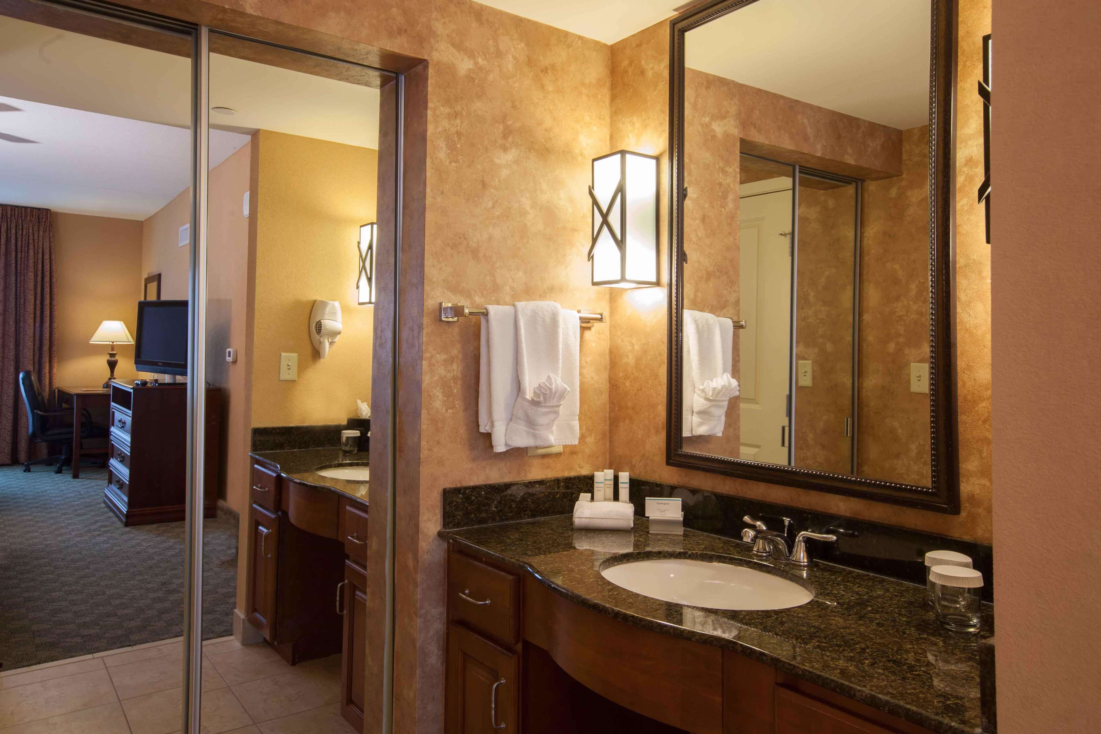 Homewood Suites by Hilton San Antonio North Photo