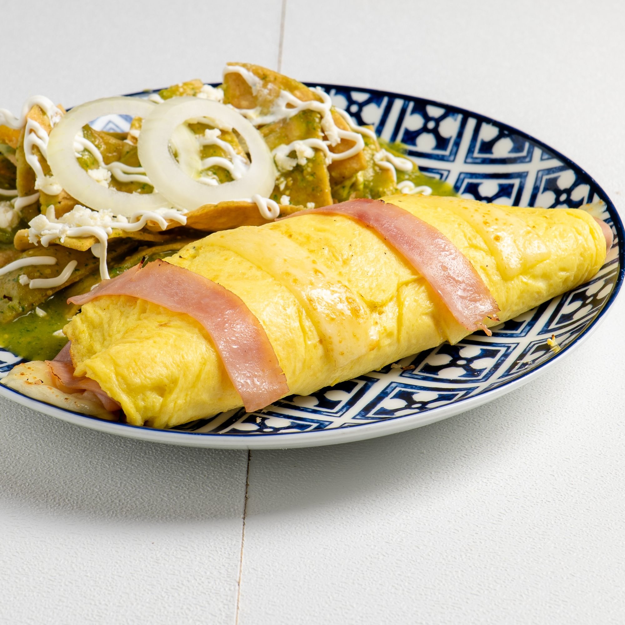 Ham, Cheese Omelette & Chilaquiles