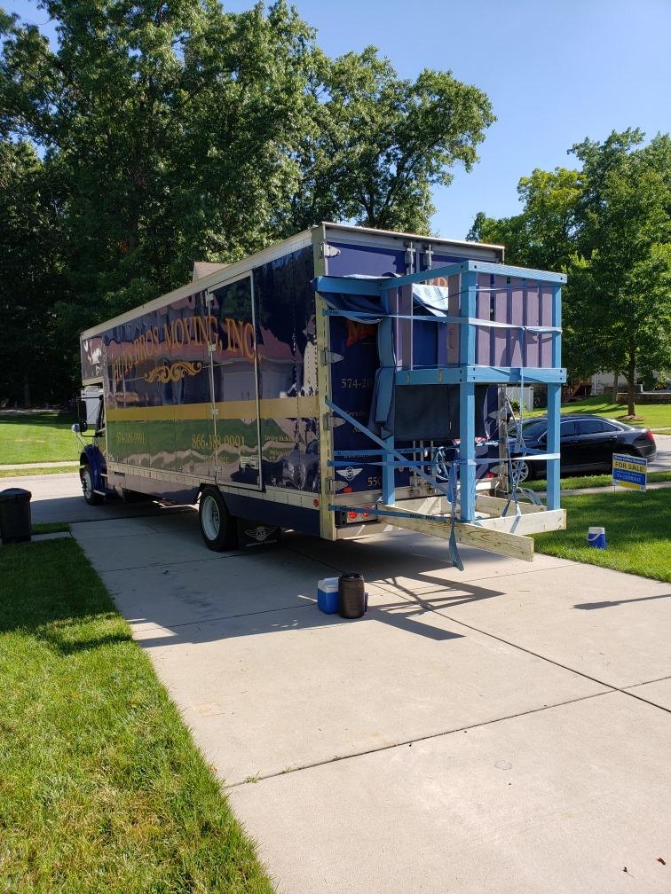 Huys Bros. Moving, INC. Image