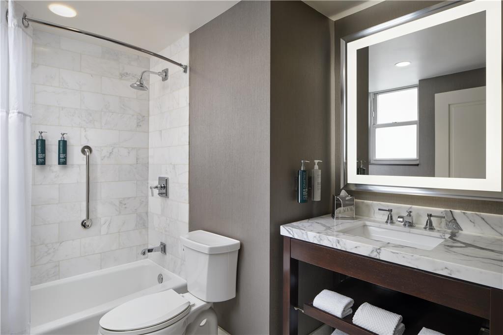 Hilton Chicago Image