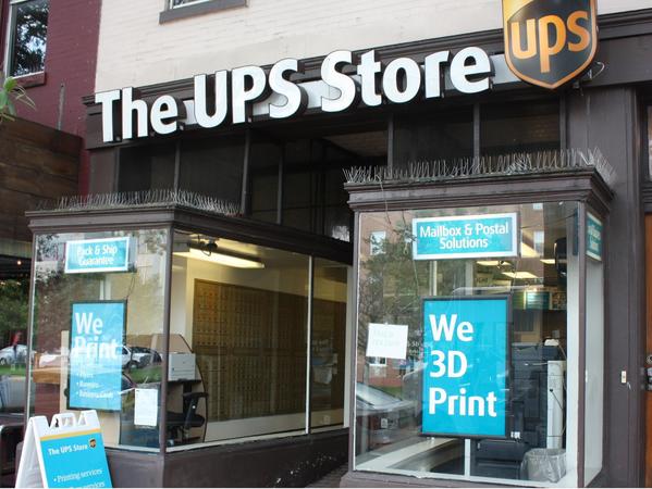 Facade of The UPS Store Washington